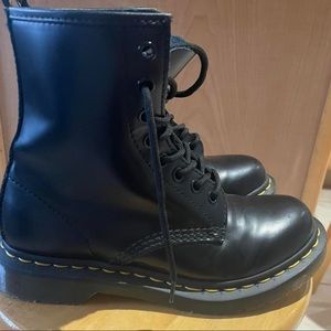 Doc martens 1460 smooth leather lace up boots